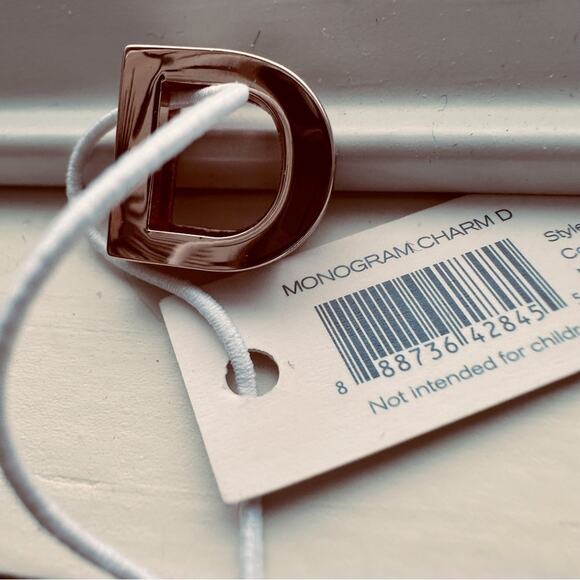 Tory Burch- Monogram “D” initial charm, NWT - Picture 1 of 5